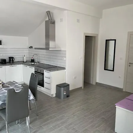 Rubinic Apartment Lovran