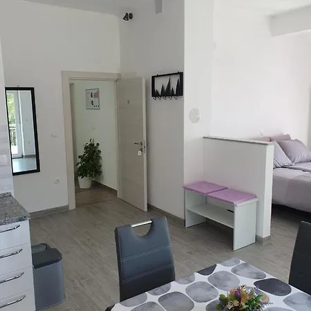 Rubinic Apartment Lovran